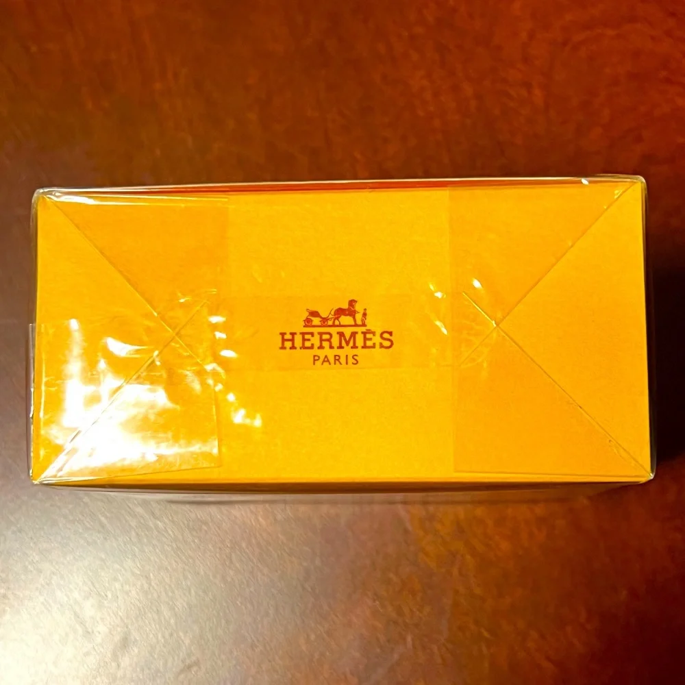 HERMES, Paris. 24, Faubourg. Perfumed Bath Soap. Made in France. 🇫🇷 - Picture 3 of 4